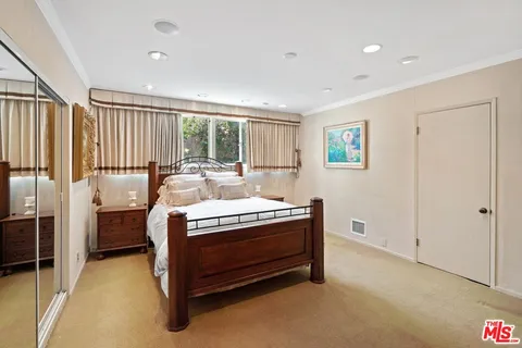 $7,995,000 | 521 North Rexford Drive, Beverly Hills, CA 90210