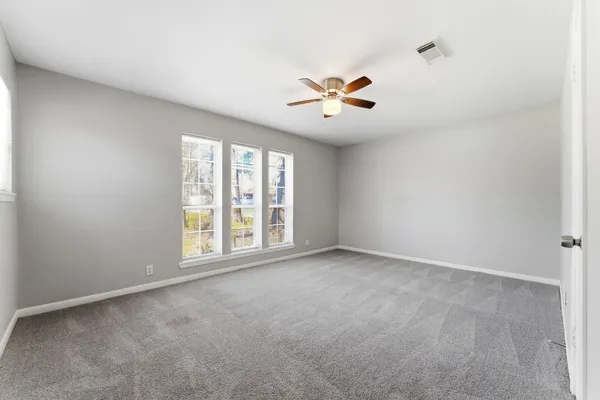 $1,975 | 18 Panorama Drive, Conroe, TX 77304