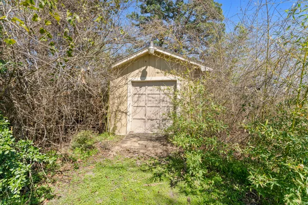 $1,975 | 18 Panorama Drive, Conroe, TX 77304