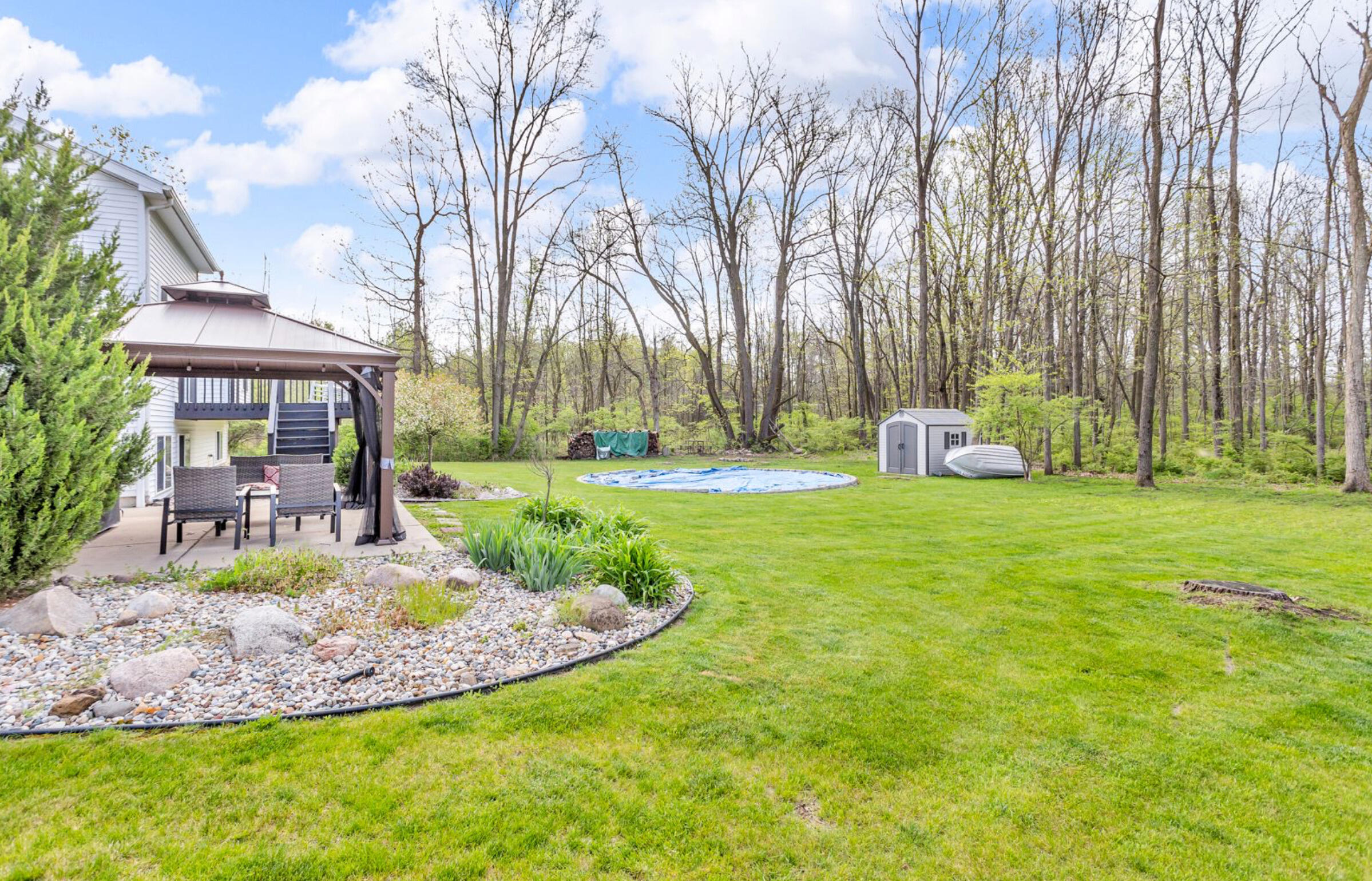 7945 Village Green Lane Parma, MI 49269 - Photo 3 of 29 06- 7945 Village Green