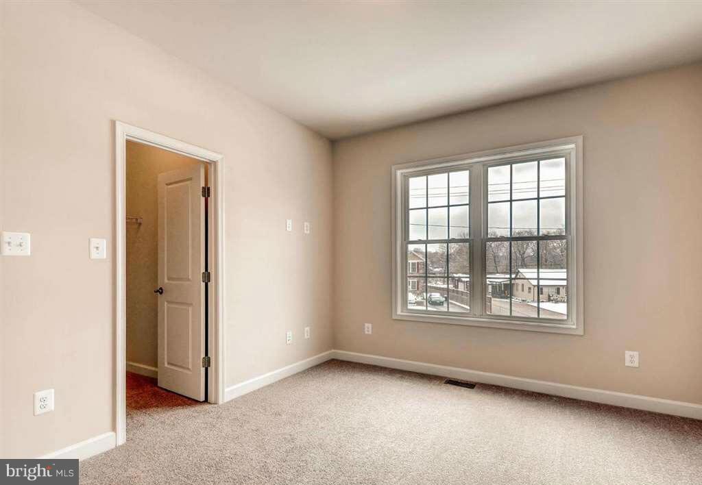 736 Powhatan Beach Road Pasadena, MD 21122 - Photo 17 of 30 Bedroom