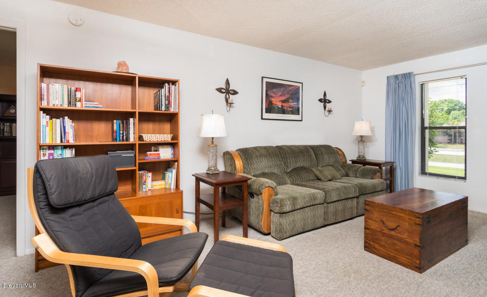 521 Croton Road Melbourne, FL 32935 - Photo 5 of 17 med-1.jpg