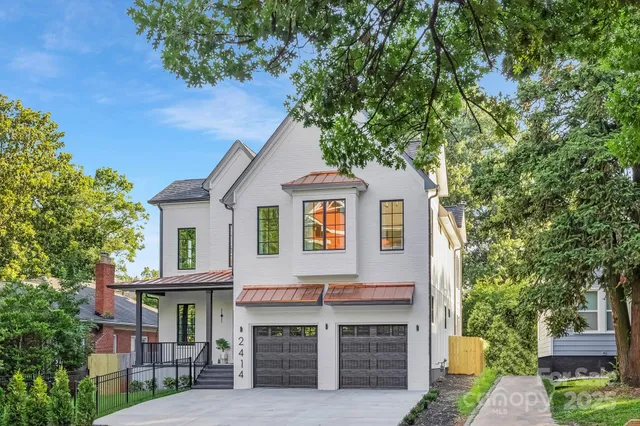 a view of house with a outdoor space