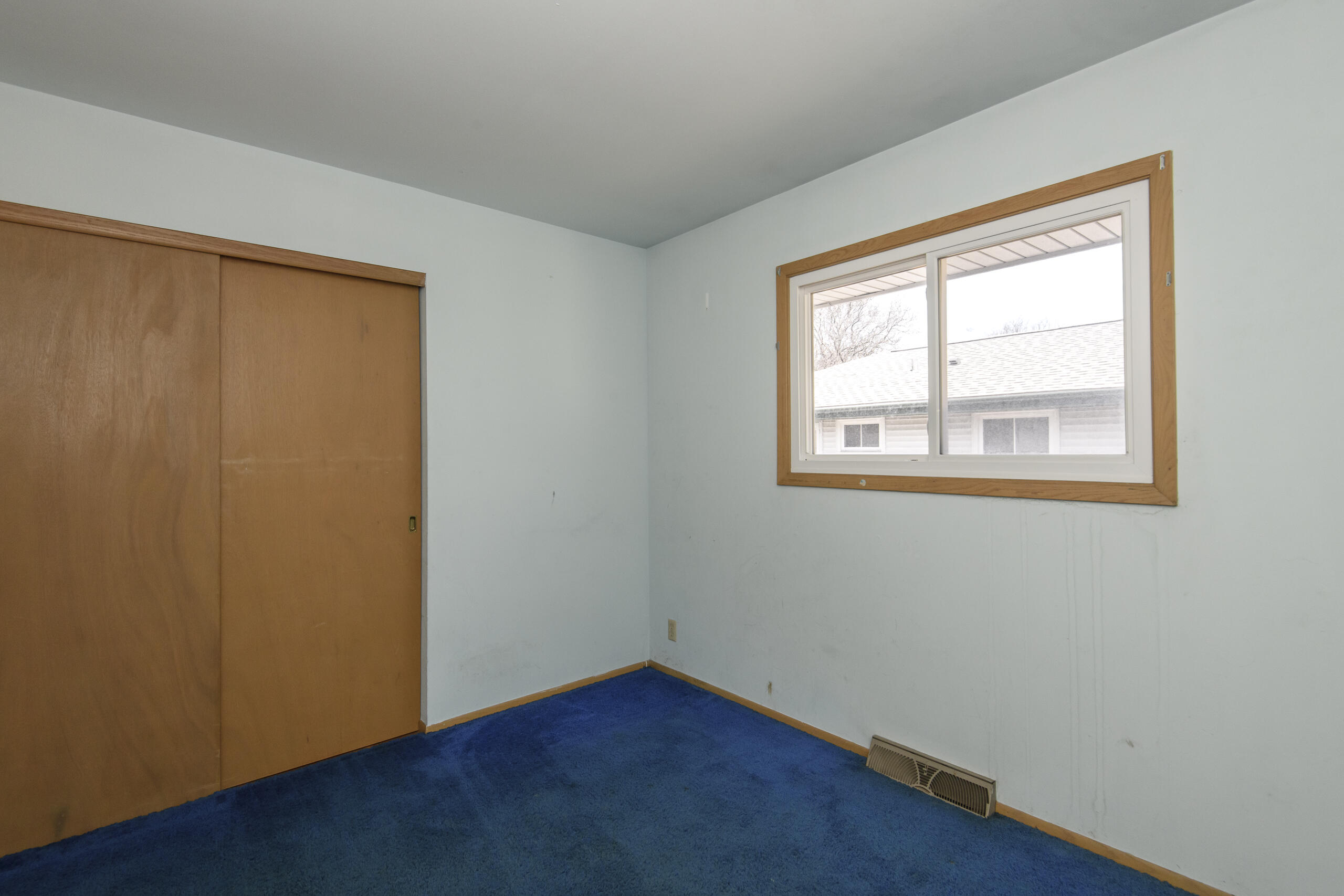3406 South 93rd Street Milwaukee, WI 53227 - Photo 18 of 34 Bedroom 2
