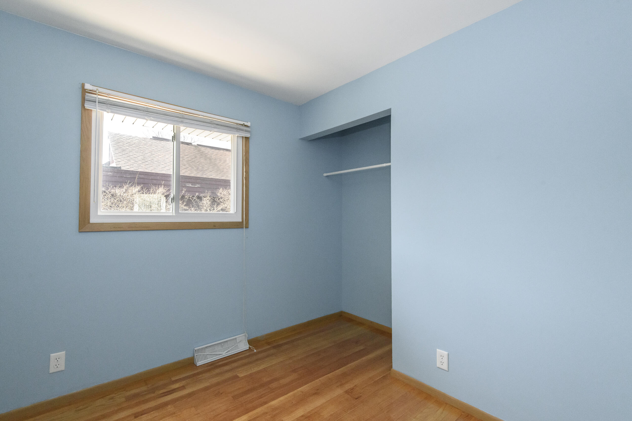 3406 South 93rd Street Milwaukee, WI 53227 - Photo 20 of 34 Bedroom 3
