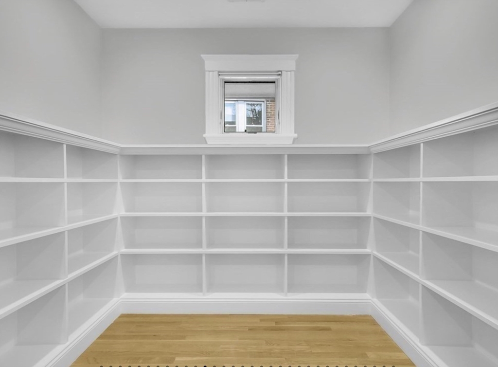 117 Sutherland Road, Unit 117 Boston, MA 02135 - Photo 14 of 34