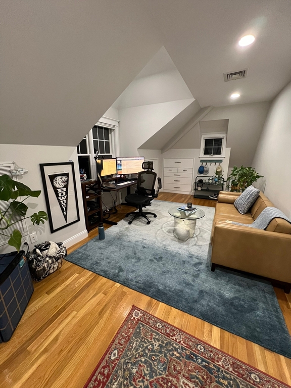 117 Sutherland Road, Unit 117 Boston, MA 02135 - Photo 22 of 34