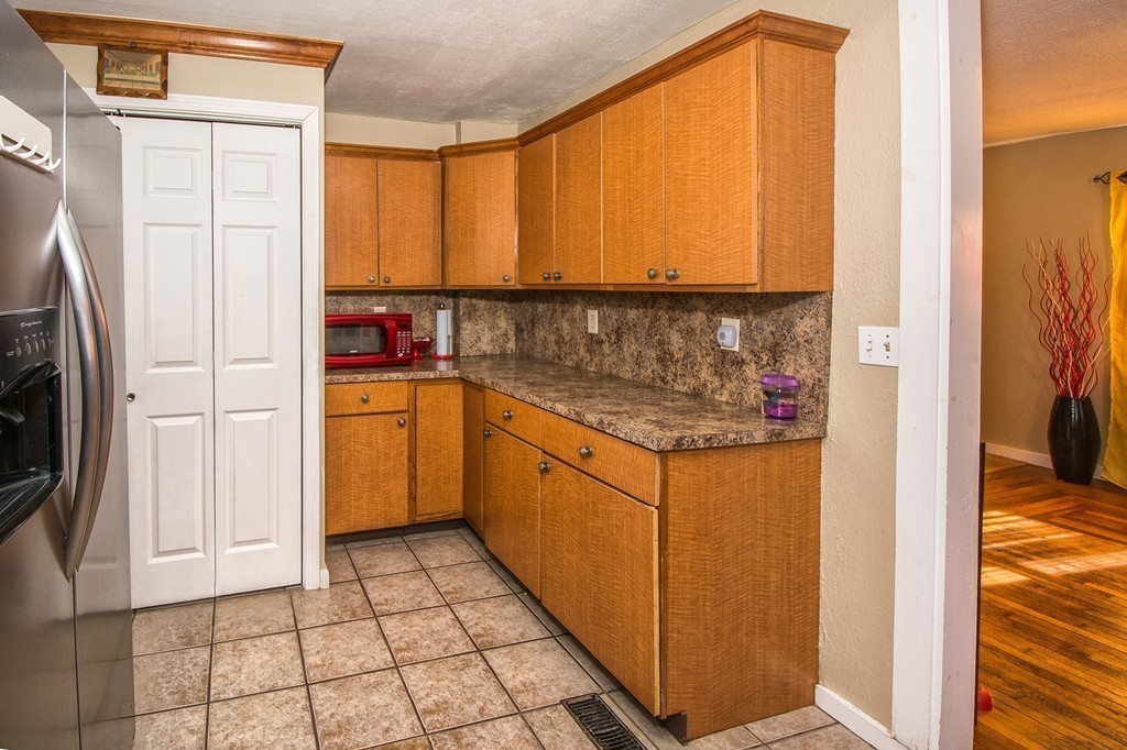 20 Church Street Taunton, MA 02780 - Photo 11 of 17