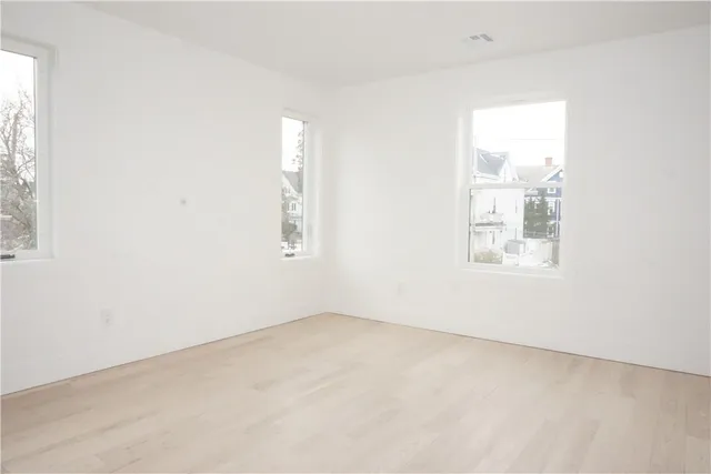 $825,000 | 1232 Narragansett Boulevard, Cranston, RI 02905