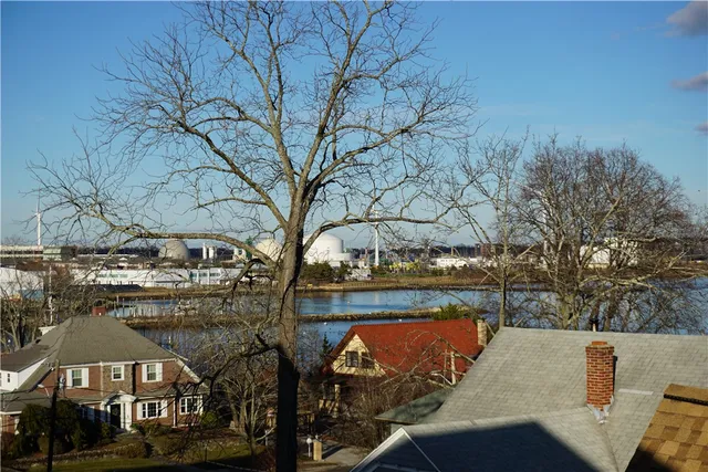 $825,000 | 1232 Narragansett Boulevard, Cranston, RI 02905