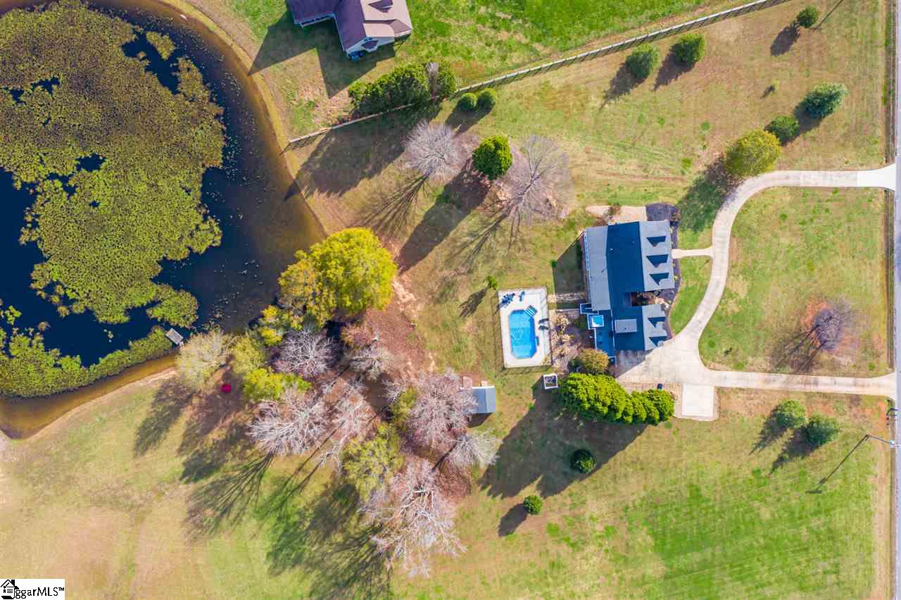 1941 Sharon Road Woodruff, SC 29388 - Photo 3 of 36 Gallery Image 3