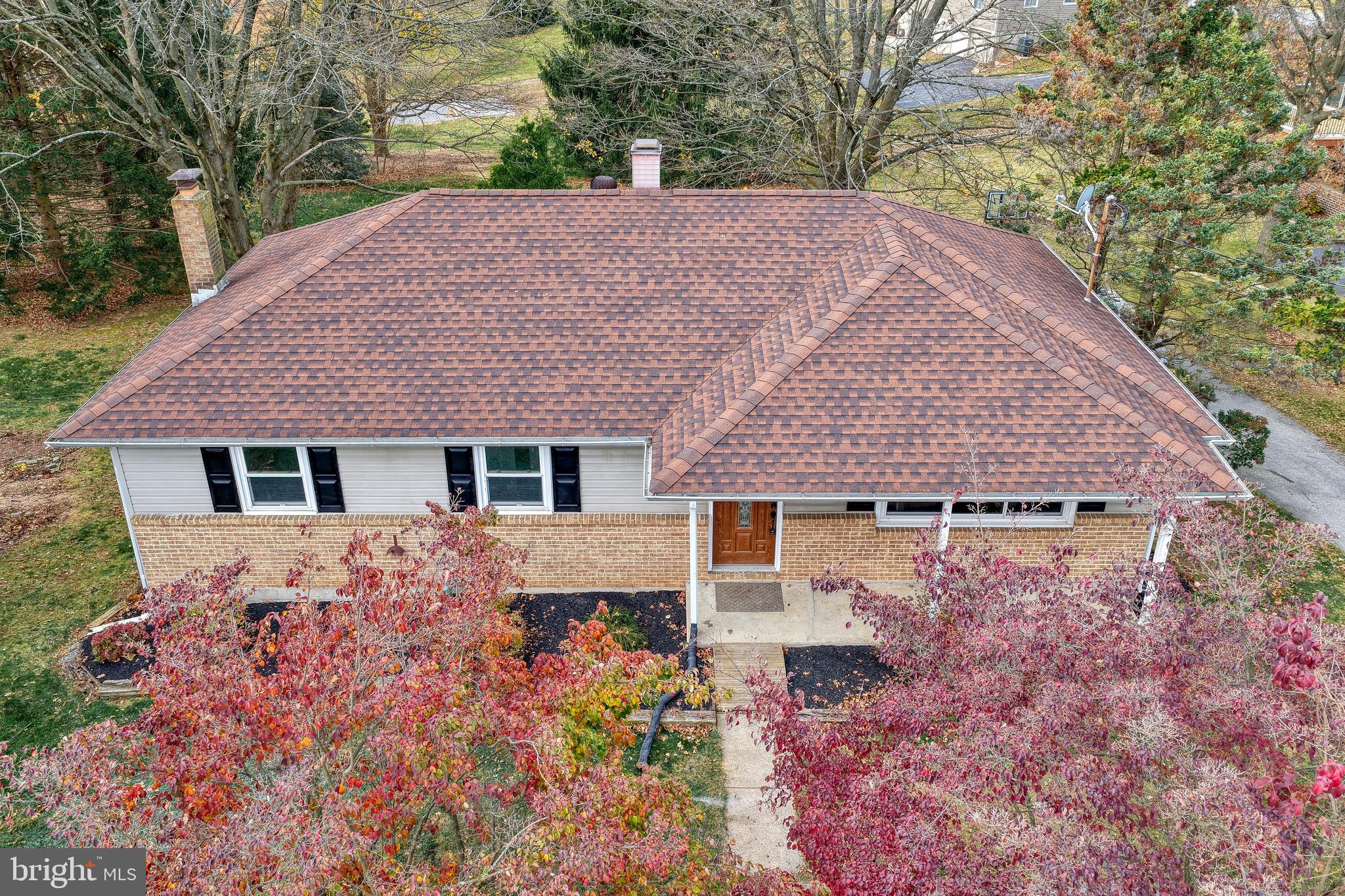 850 Jefferson Lane Red Lion, PA 17356 - Photo 67 of 82 a view of a house with yard and large tree