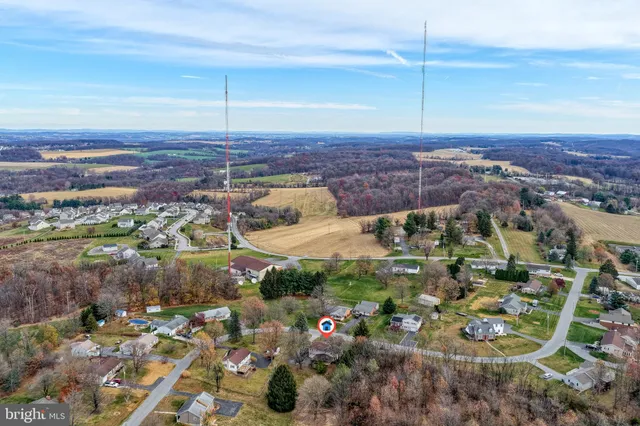 $329,900 | 850 Jefferson Lane, Red Lion, PA 17356