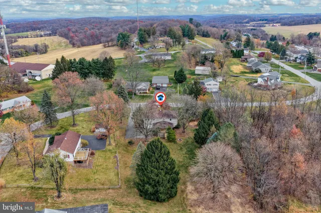 $329,900 | 850 Jefferson Lane, Red Lion, PA 17356