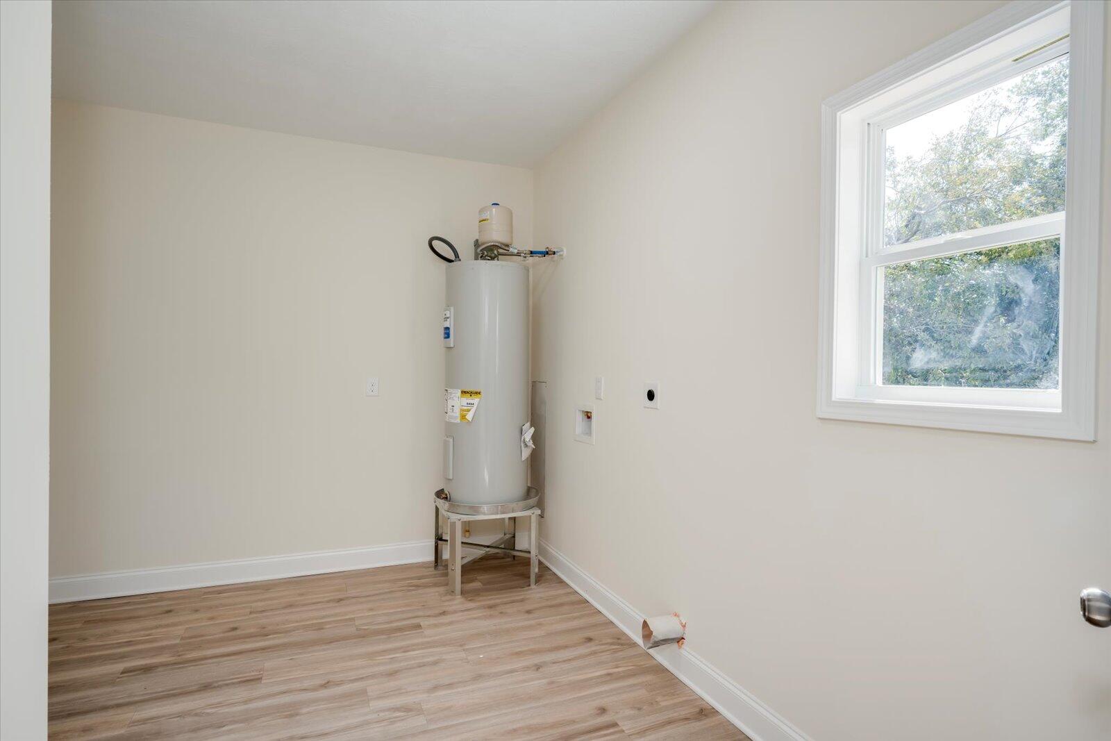 26 Sherman Street Augusta, GA 30901 - Photo 8 of 14 Huge Laundry