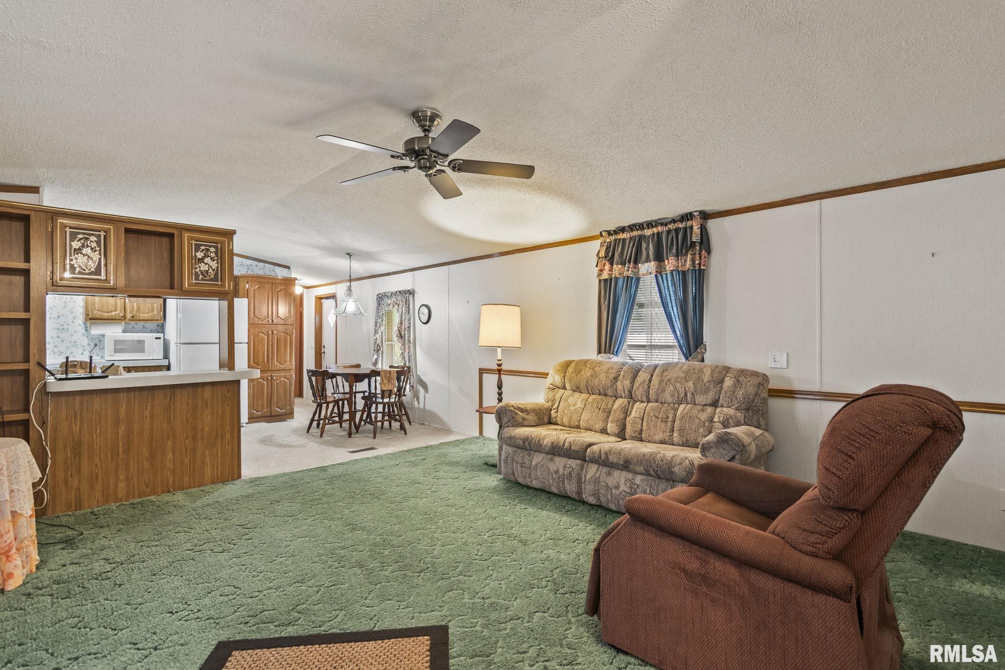 3401 Ridge Avenue, Unit 19 Springfield, IL 62702 - Photo 5 of 23