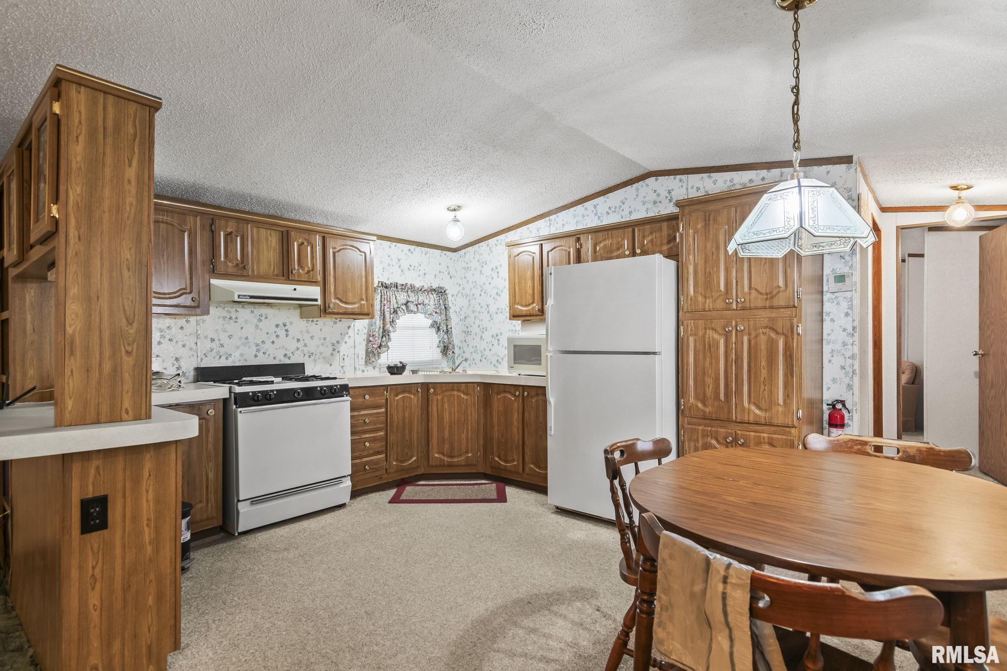 3401 Ridge Avenue, Unit 19 Springfield, IL 62702 - Photo 8 of 23