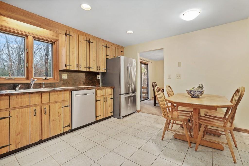 40 Condor Road Sharon, MA 02067 - Photo 11 of 23 Gallery Image 11
