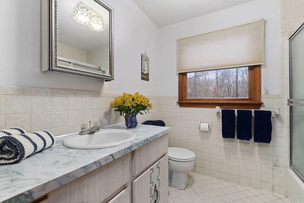 40 Condor Road Sharon, MA 02067 - Photo 18 of 23 Gallery Image 18