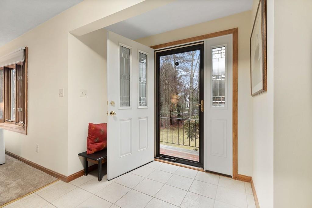 40 Condor Road Sharon, MA 02067 - Photo 4 of 23 Gallery Image 4