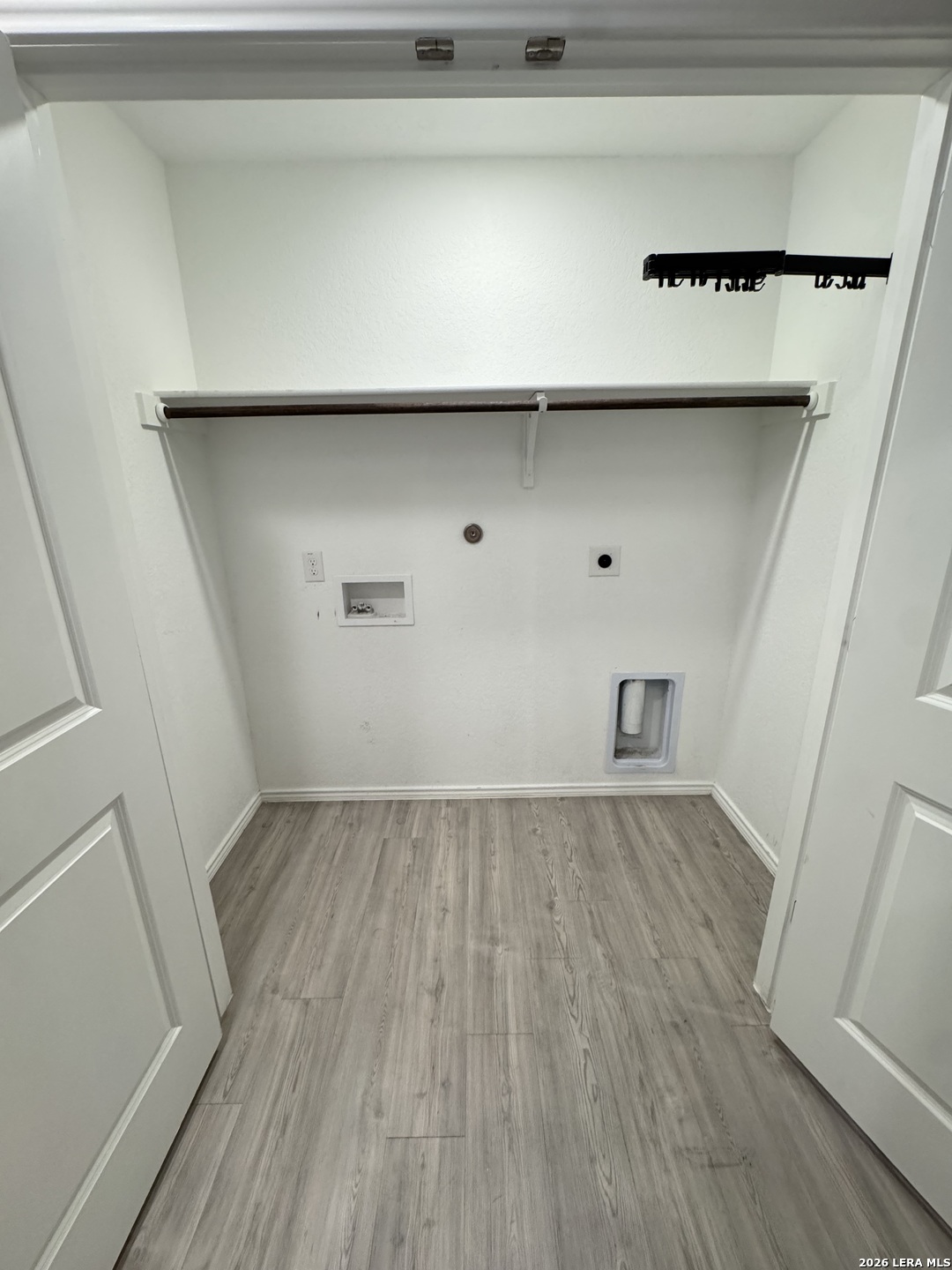 6855 Burgess Ridge Converse, TX 78109 - Photo 25 of 33 Gallery Image 25