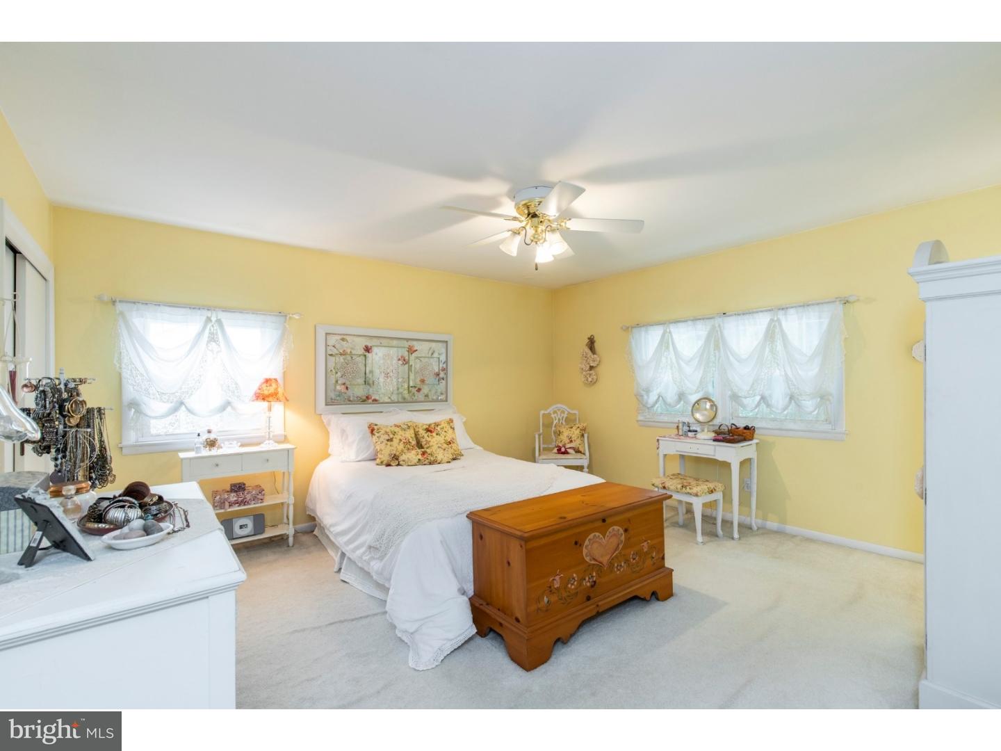 252 Glendale Road Havertown, PA 19083 - Photo 12 of 25 Bedroom - Main