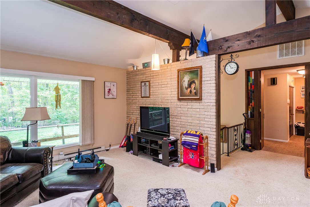 4580 Old Mill Road Springfield, OH 45502 - Photo 12 of 60 Gallery Image 12