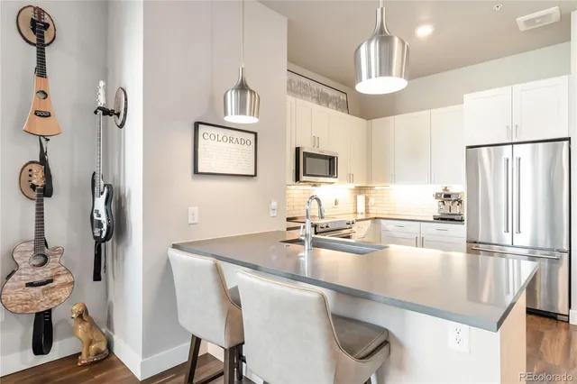 $525,000 | 20 Wilcox Street, Unit 210, Castle Rock, CO 80104