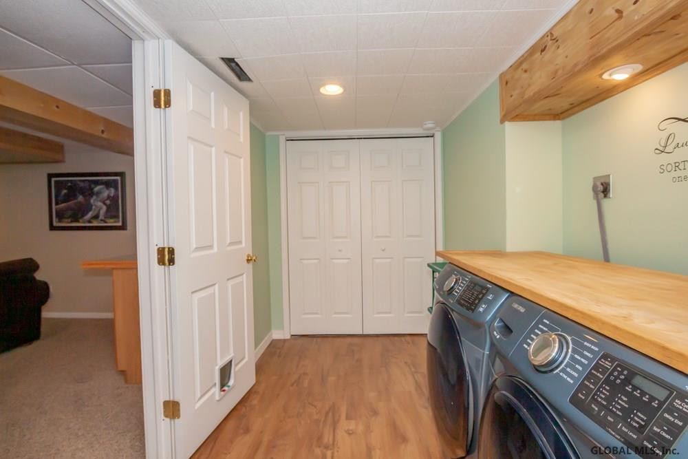15 Garnsey Road Rexford, NY 12148 - Photo 23 of 29 Photo 23