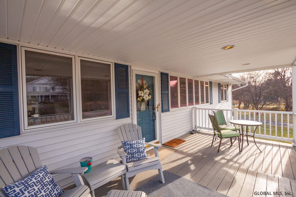 15 Garnsey Road Rexford, NY 12148 - Photo 3 of 29 Photo 3
