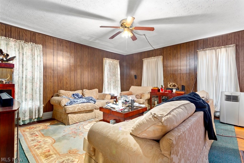 10387 Crow Road Litchfield, OH 44253 - Photo 13 of 35 Gallery Image 13