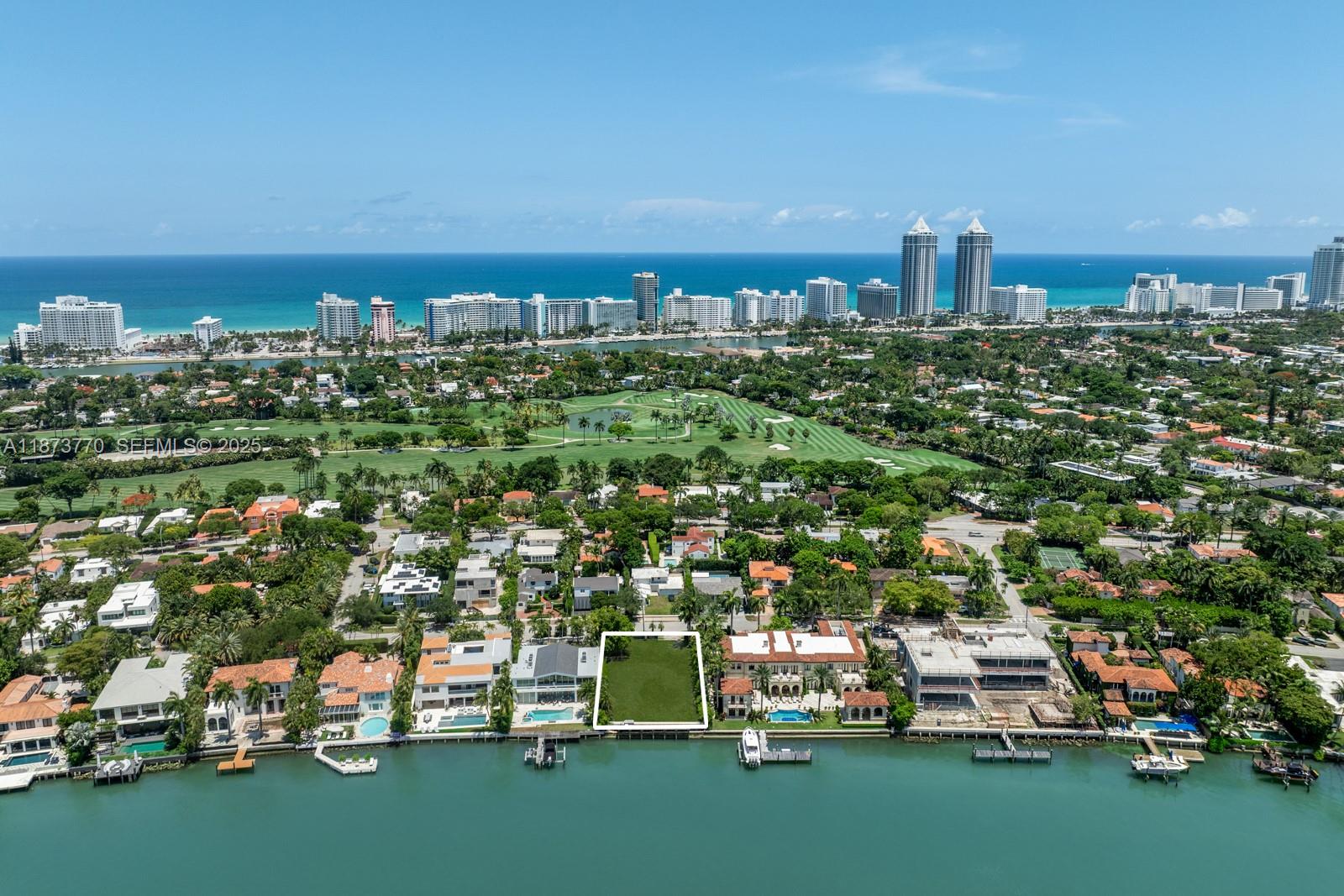 5226 North Bay Road Miami Beach, FL 33140 - Photo 12 of 13 a view of a city