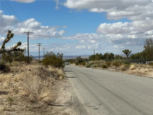 $100,000 | 0 263rd Street East, Llano, CA 93544