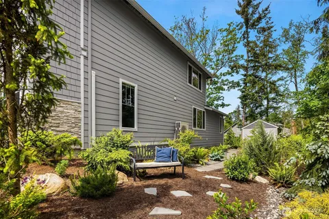 $850,000 | 5672 Garibaldi Way, Blaine, WA 98230