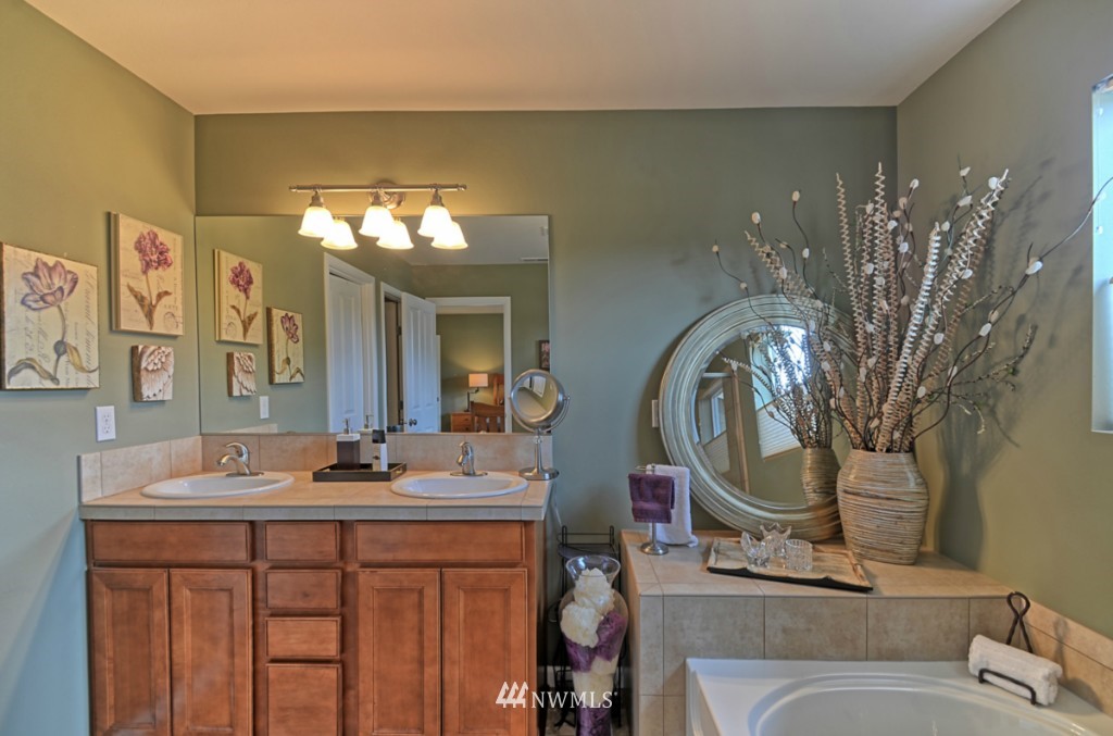 3009 183rd Place Southeast Bothell, WA 98012 - Photo 13 of 18