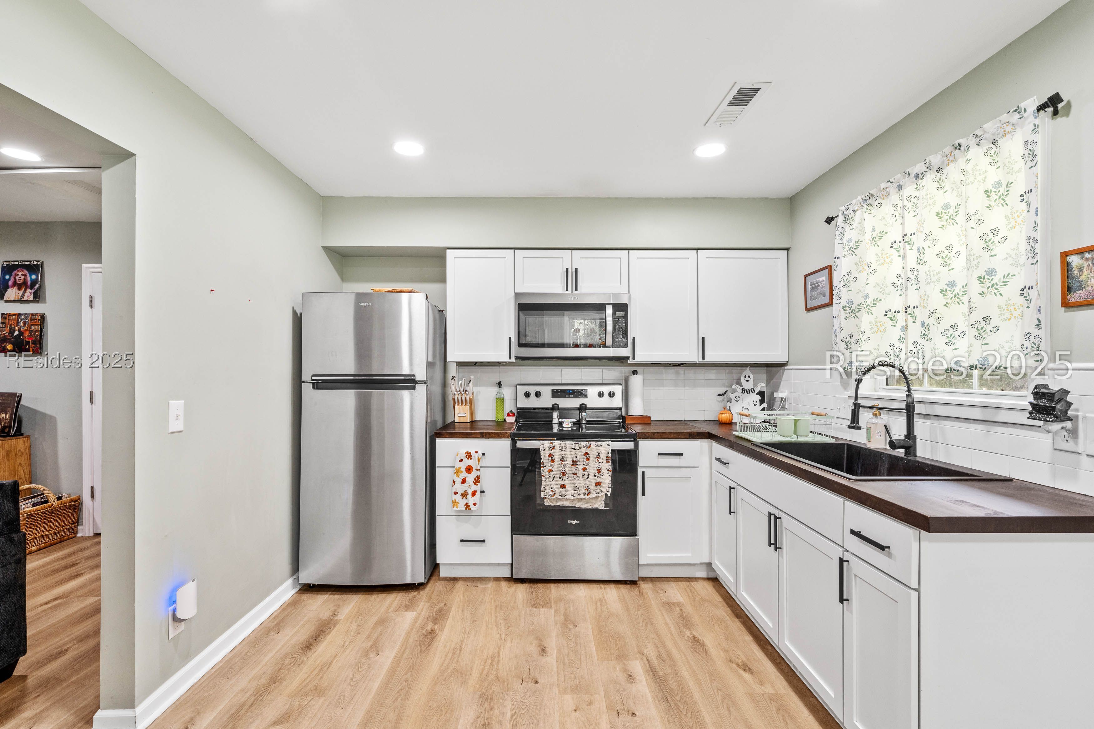 197 Johnson Road Seabrook, SC 29940 - Photo 12 of 31