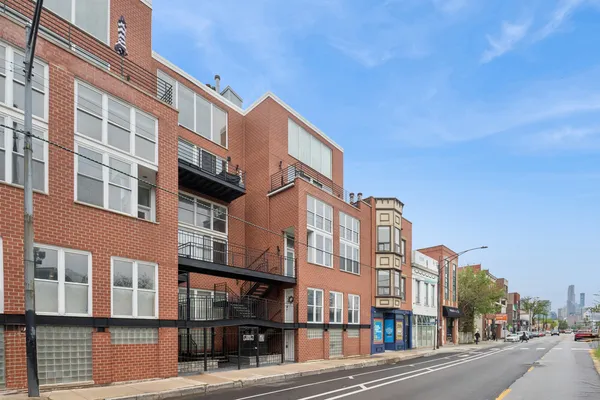 $749,000 | 1705 North Clybourn Avenue, Unit G, Chicago, IL 60614