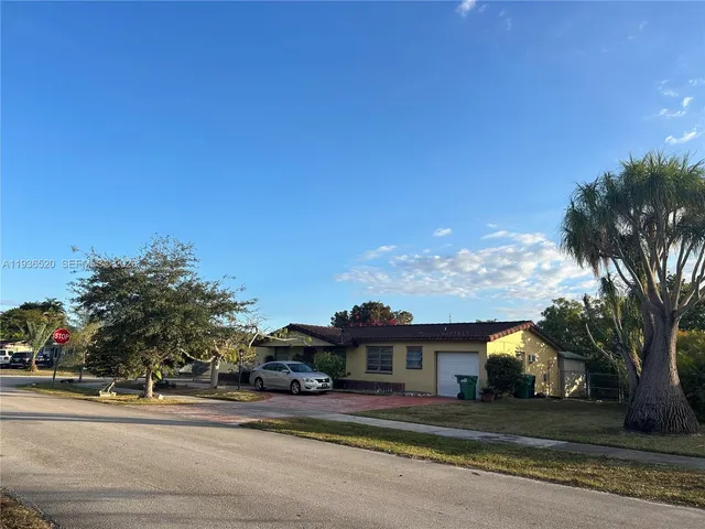 $780,000 | 13800 Southwest 73rd Street, Miami, FL 33183