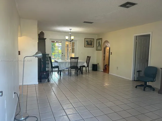 $780,000 | 13800 Southwest 73rd Street, Miami, FL 33183