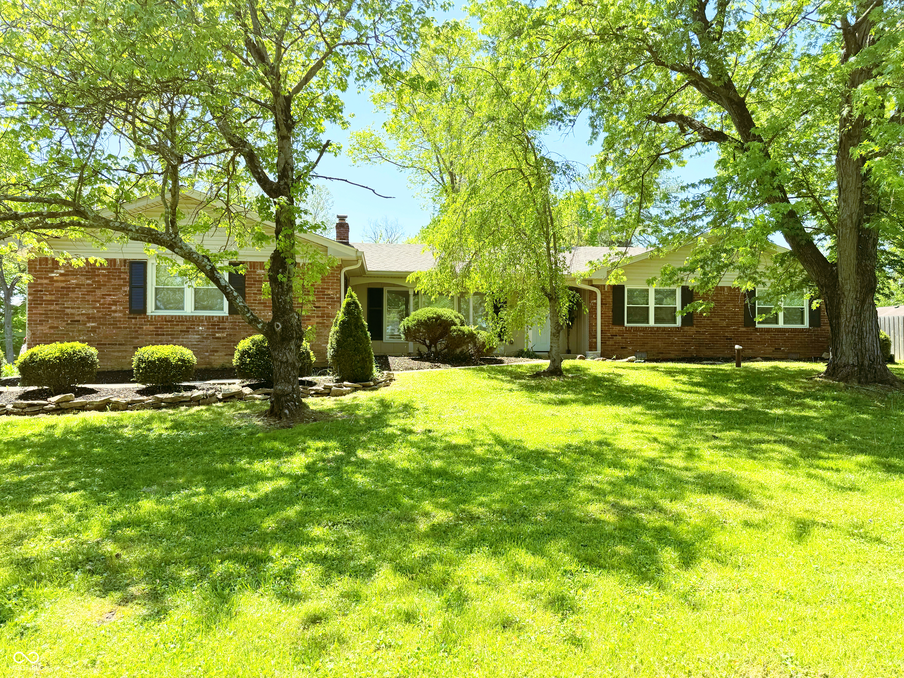 8835 Briarclift Road Indianapolis, IN 46256 - Photo 1 of 39 Gallery Image 1