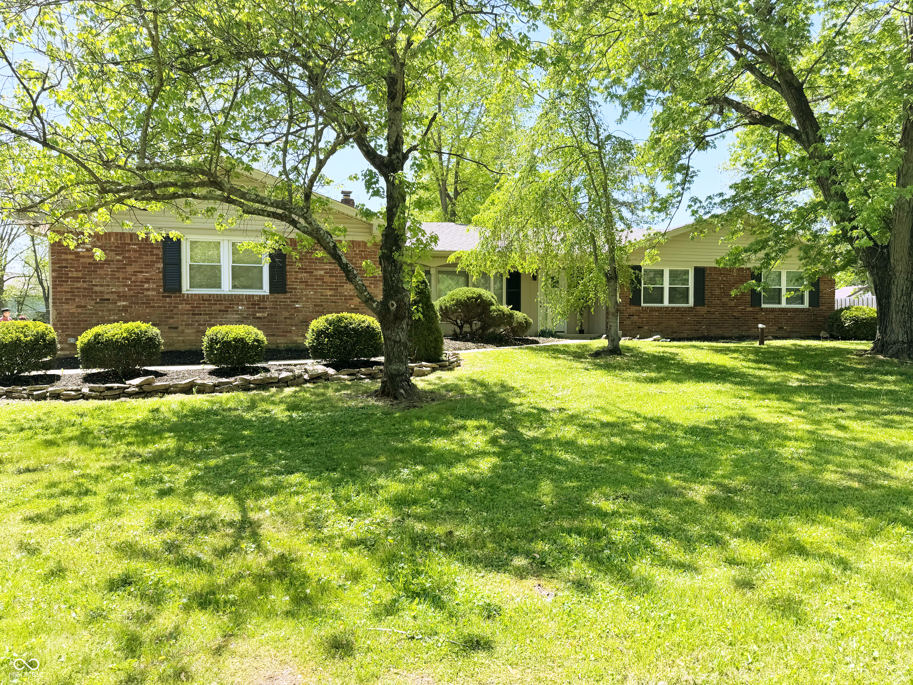 8835 Briarclift Road Indianapolis, IN 46256 - Photo 5 of 39 Gallery Image 5