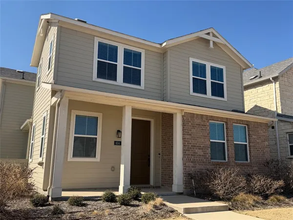 $3,200 | 604 Vine Street, Unit 144, Argyle, TX 76226