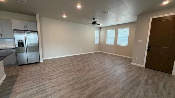 $3,200 | 604 Vine Street, Unit 144, Argyle, TX 76226
