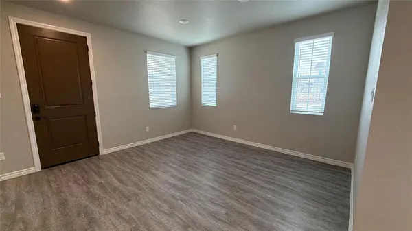 $3,200 | 604 Vine Street, Unit 144, Argyle, TX 76226