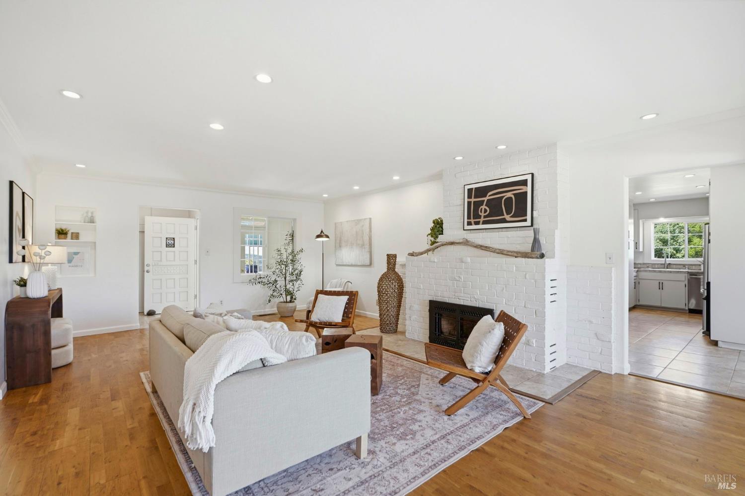 5851 Vine Hill Road Sebastopol, CA 95472 - Photo 11 of 71