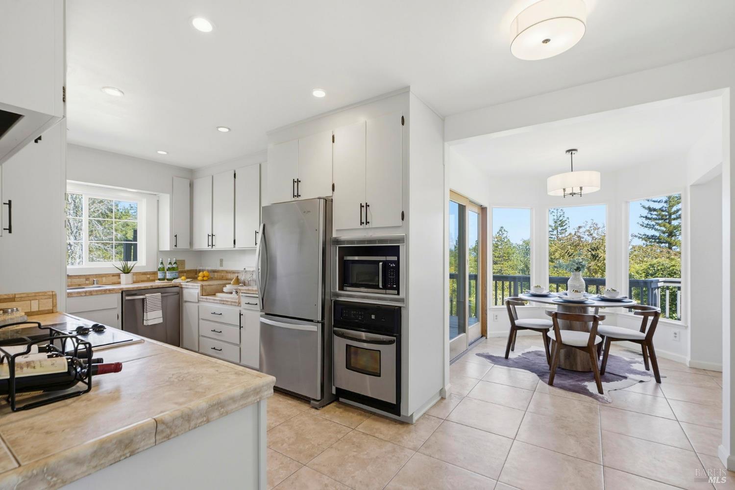 5851 Vine Hill Road Sebastopol, CA 95472 - Photo 14 of 71