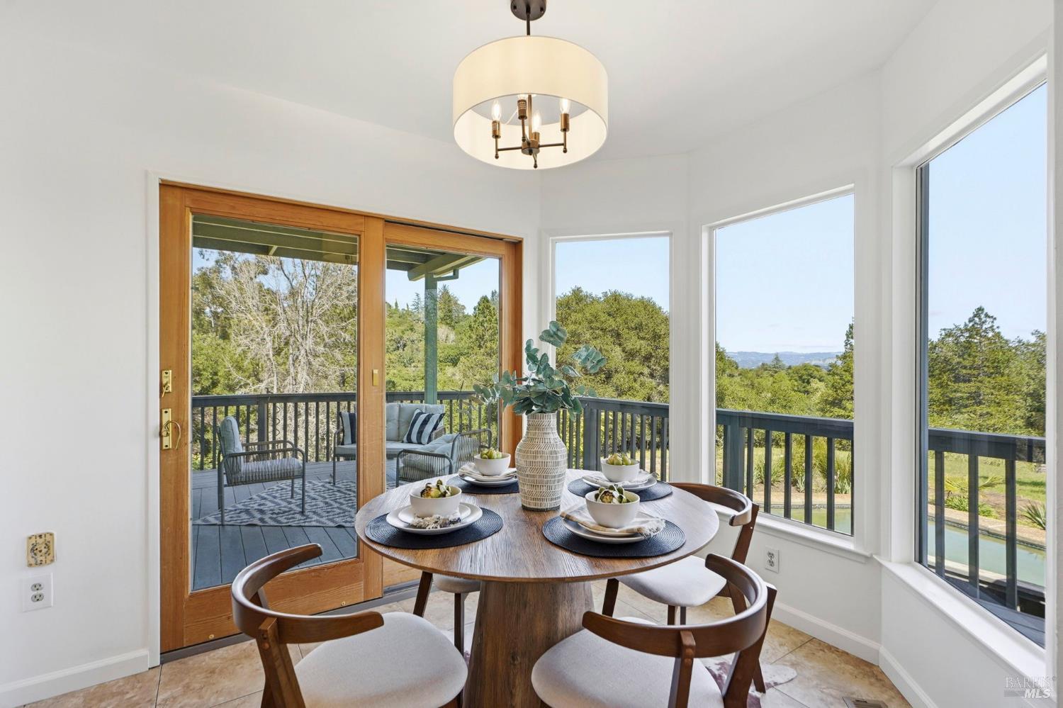5851 Vine Hill Road Sebastopol, CA 95472 - Photo 17 of 71