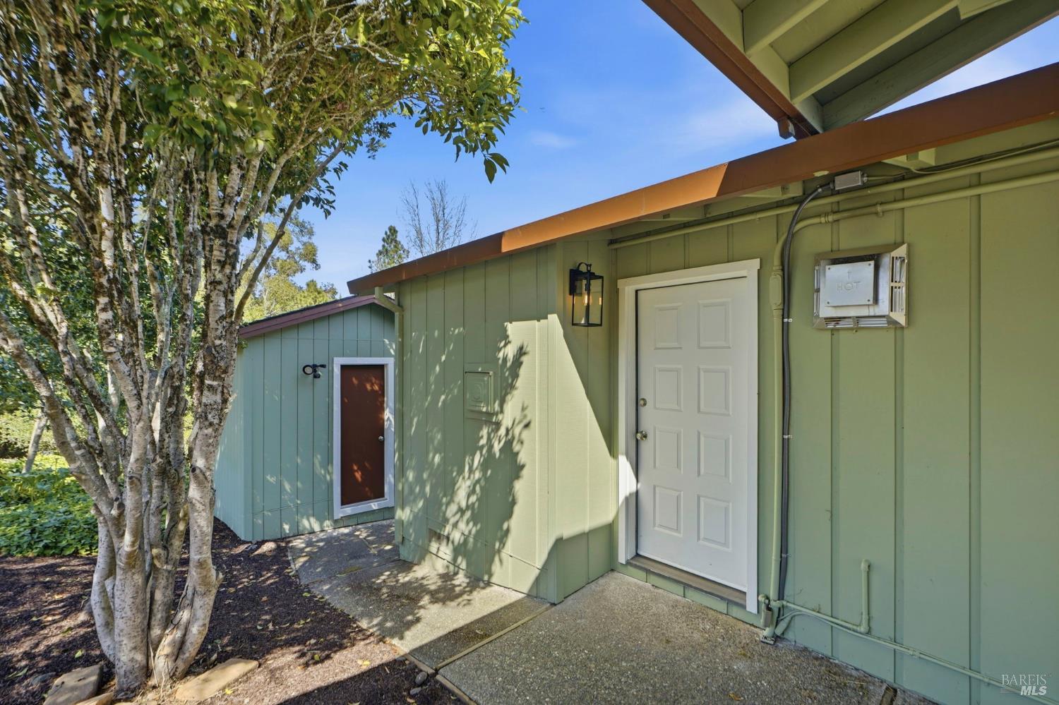 5851 Vine Hill Road Sebastopol, CA 95472 - Photo 29 of 71 Outside entrance to the JADU