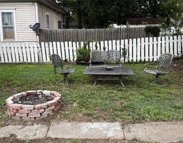 $209,900 | 1130 South Santa Fe Avenue, Chanute, KS 66720