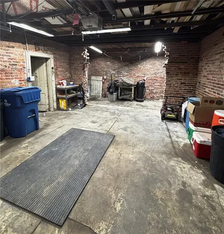 $209,900 | 1130 South Santa Fe Avenue, Chanute, KS 66720